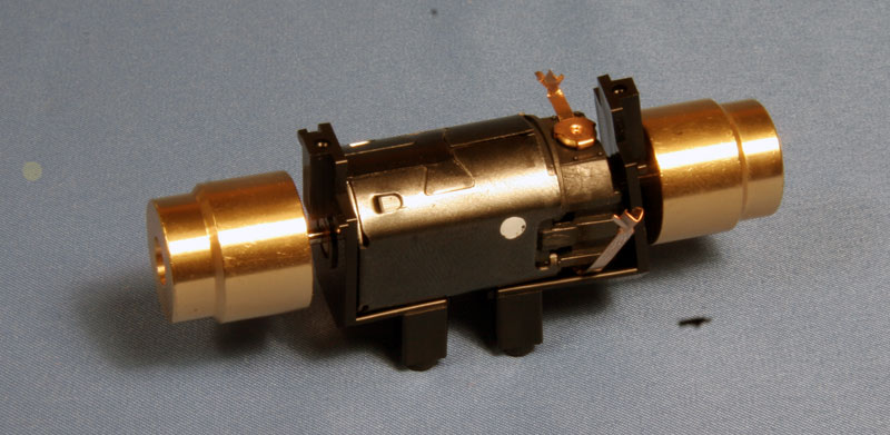 KATO 956010 MOTOR WITH FLYWHEELS & Old Style Motor Mount
